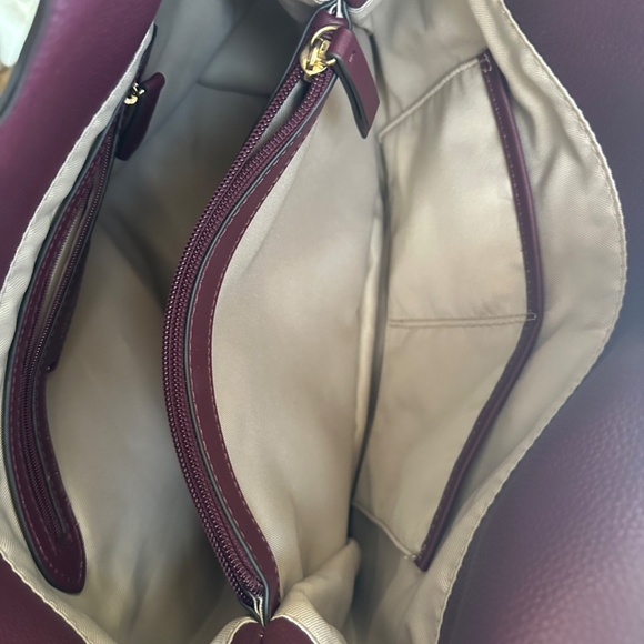 Nine West Handbag - Picture 6 of 6